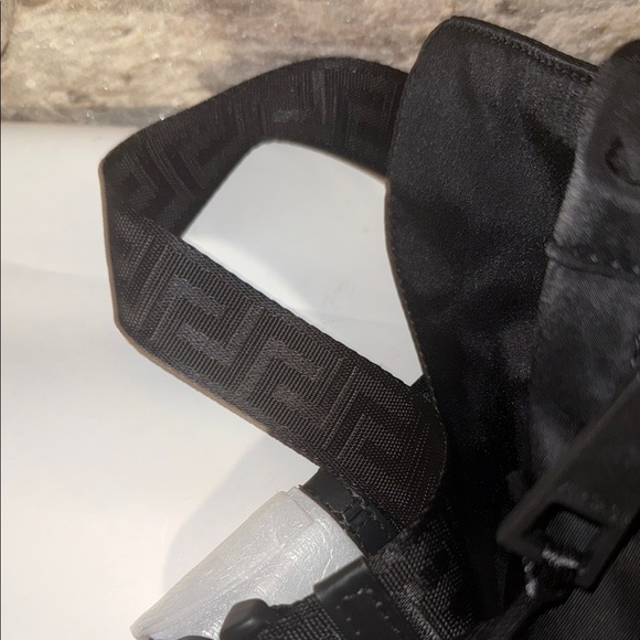 Versace Black Bum Bag with Medusa Accent belt bag NWT 24 hour deal $399 offer - Picture 6 of 7